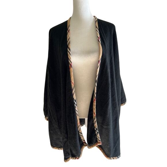V. Fraas Black Wrap Shawl Scarf Lightweight Classic Warm Comfortcore Cozy - Picture 1 of 9